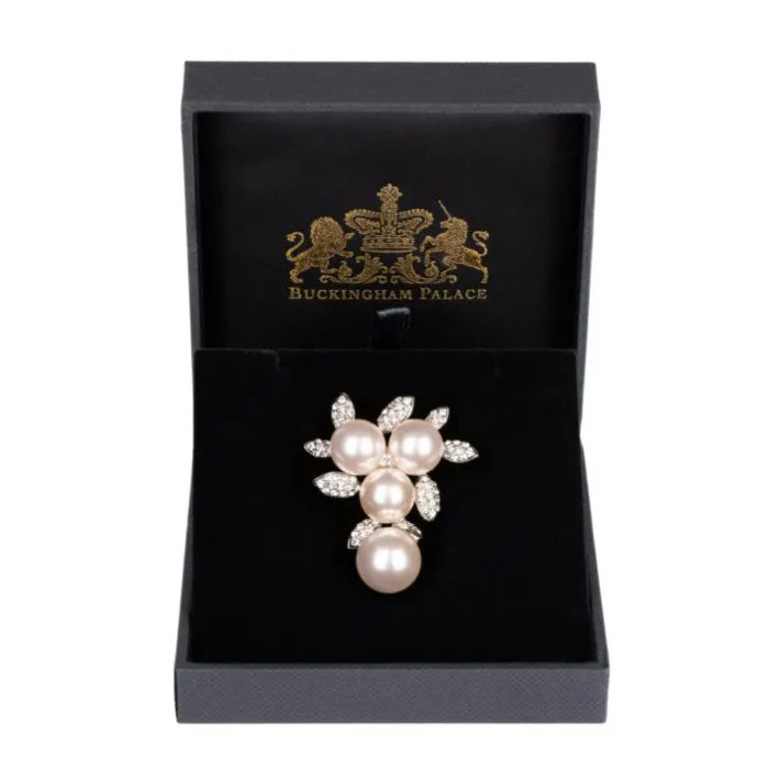 Royal Collection Shop Pearl Drop Brooch* Brooches